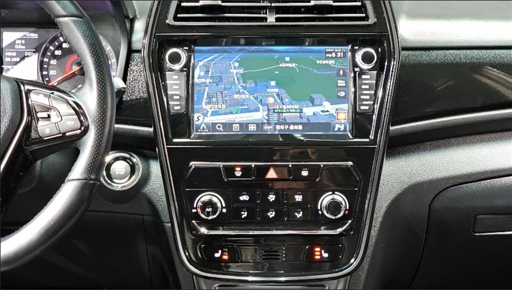 Ssangyong Tivoli 2021 Blanco - Importación desde Corea - HF Imports Iquique - Foto 14