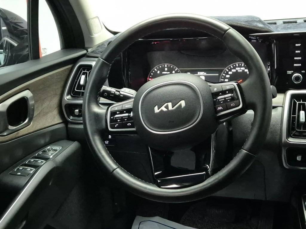 KIA Sorento - Vista 8