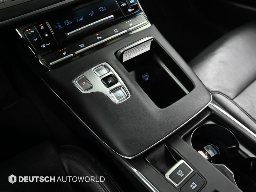 HYUNDAI Grandeur - Vista 9