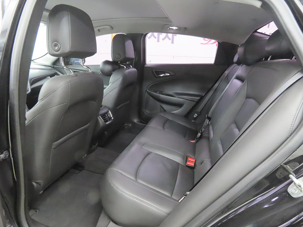 Chevrolet Malibu - Vista 6