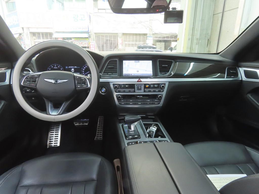 Genesis G80 - Vista 7