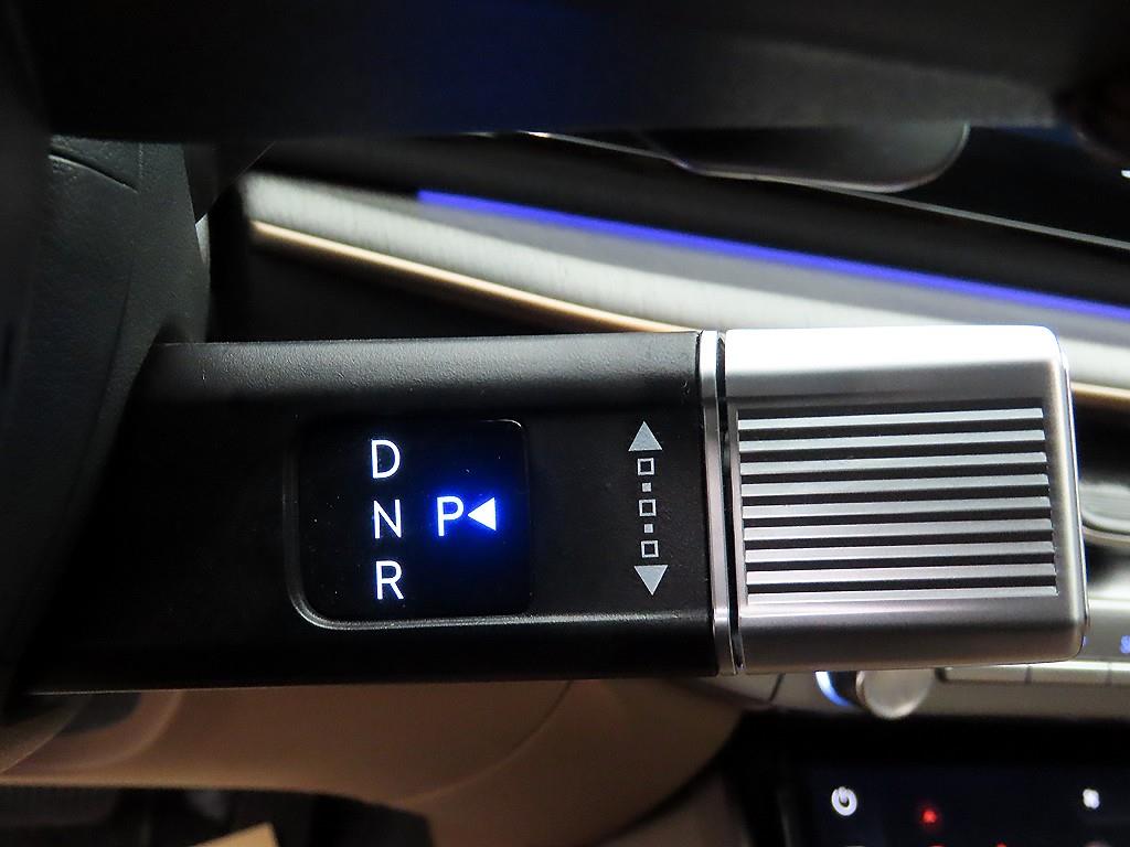 HYUNDAI Grandeur - Vista 10