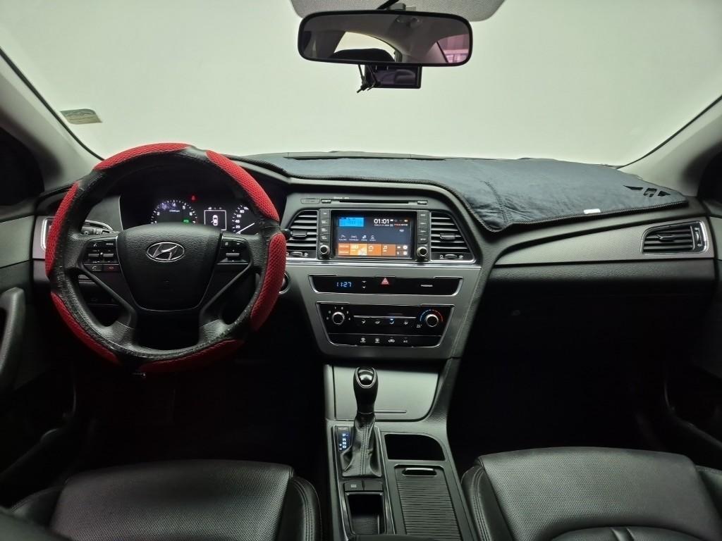 HYUNDAI Sonata - Vista 5