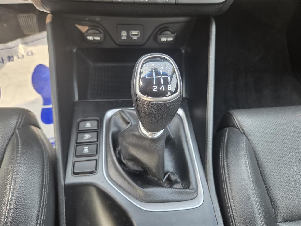 HYUNDAI Tucson - Vista 5