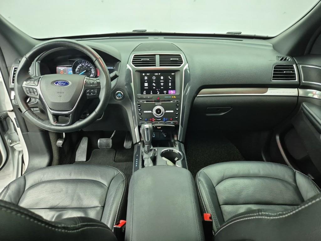 Ford Explorer - Vista 5