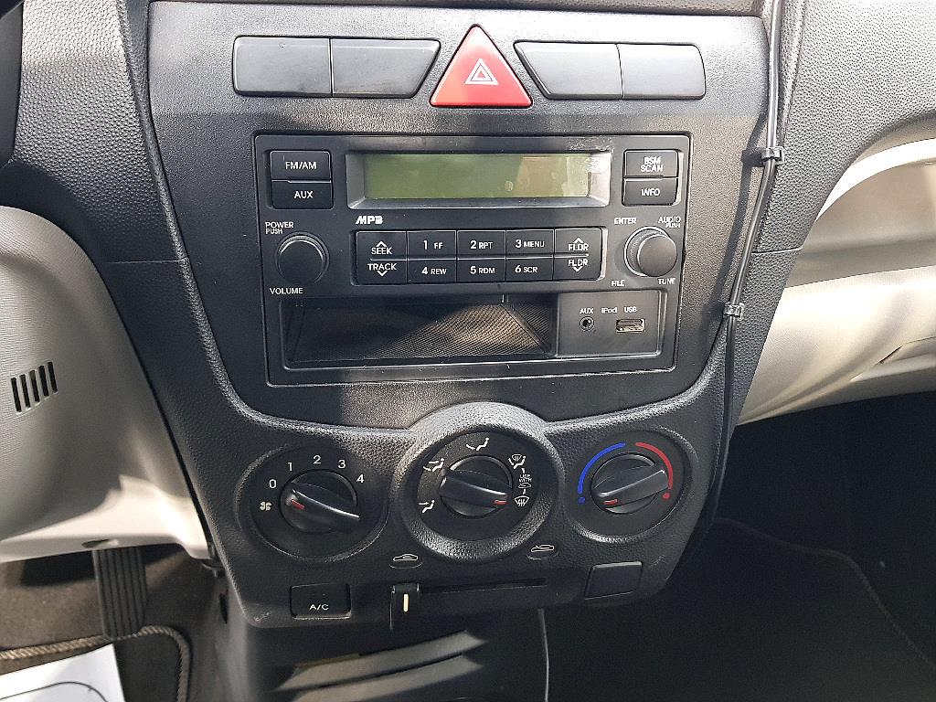 KIA Morning 2011 Blanco - Importación desde Corea - HF Imports Iquique - Foto 14