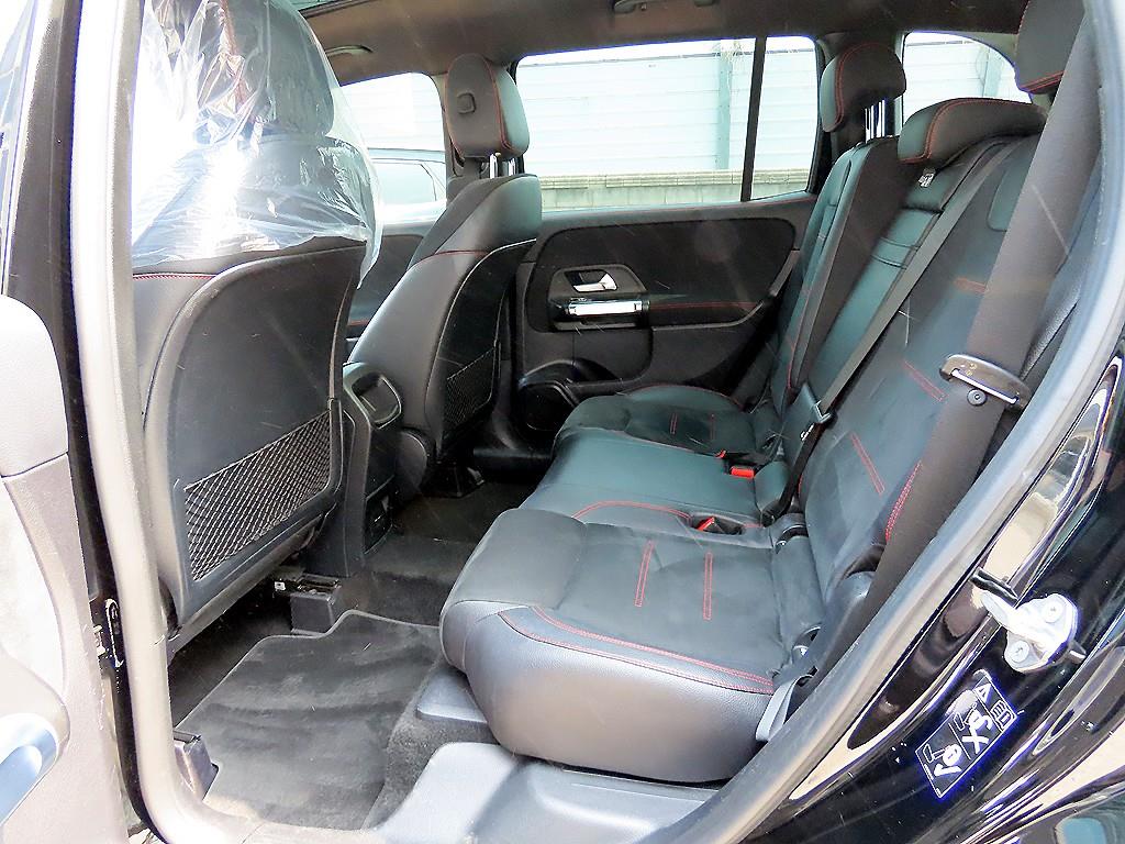 Mercedes Benz GLB Class - Vista 6