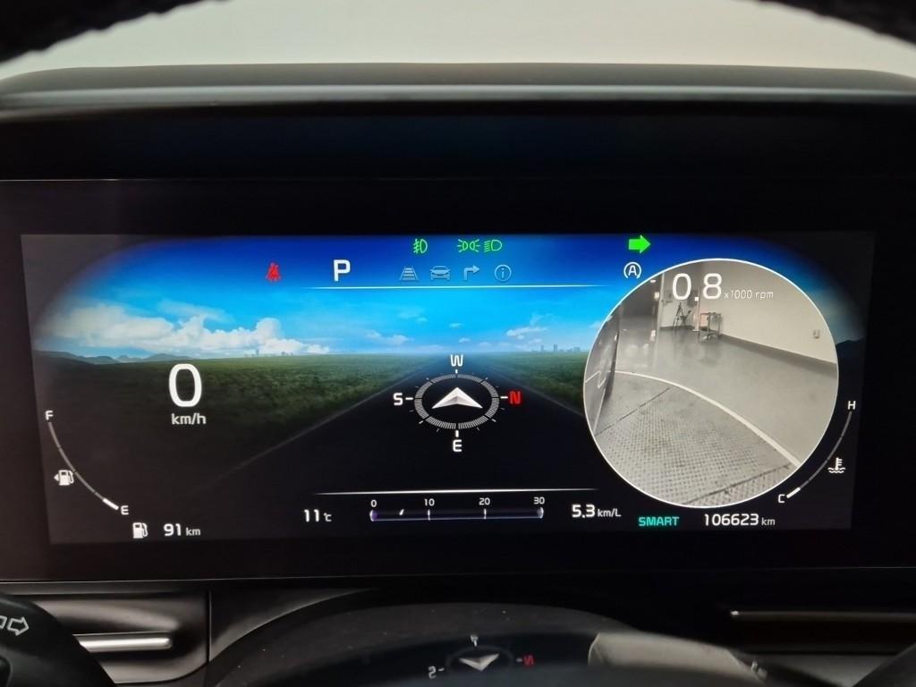 KIA Carnival - Vista 10