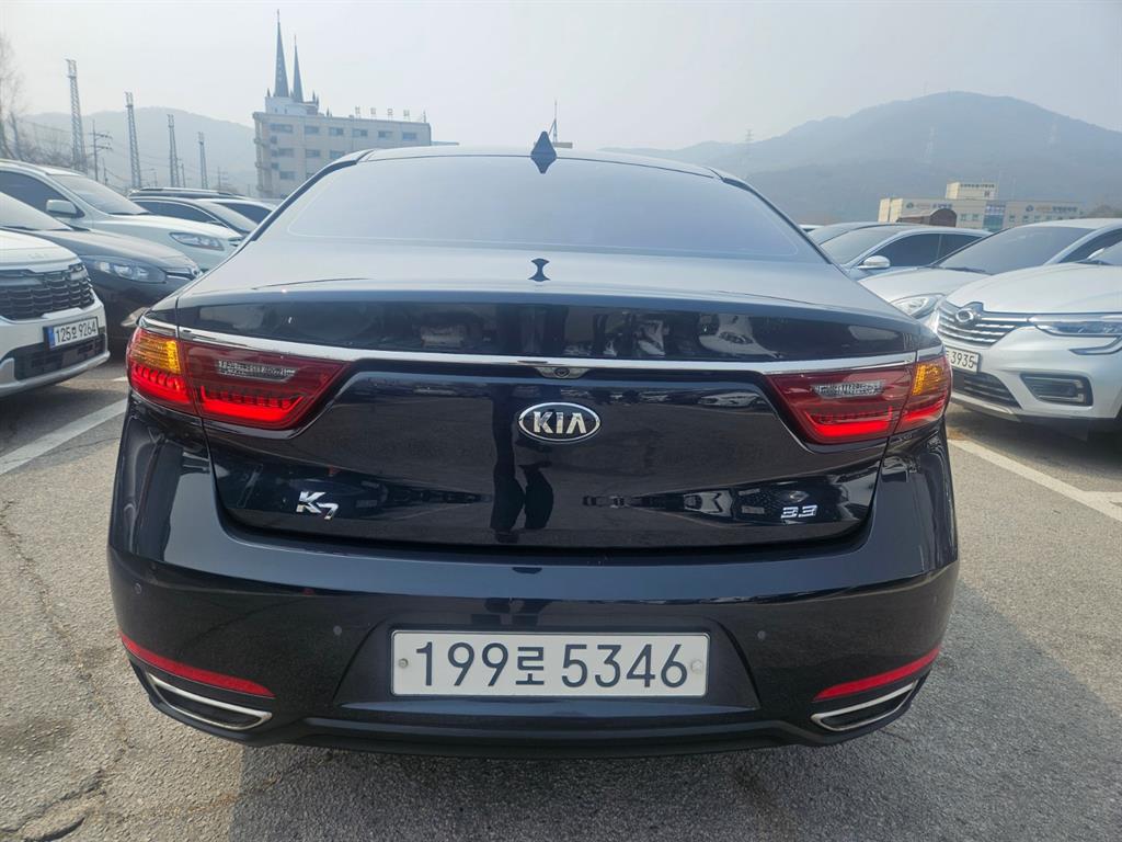 KIA K7 - Vista 4