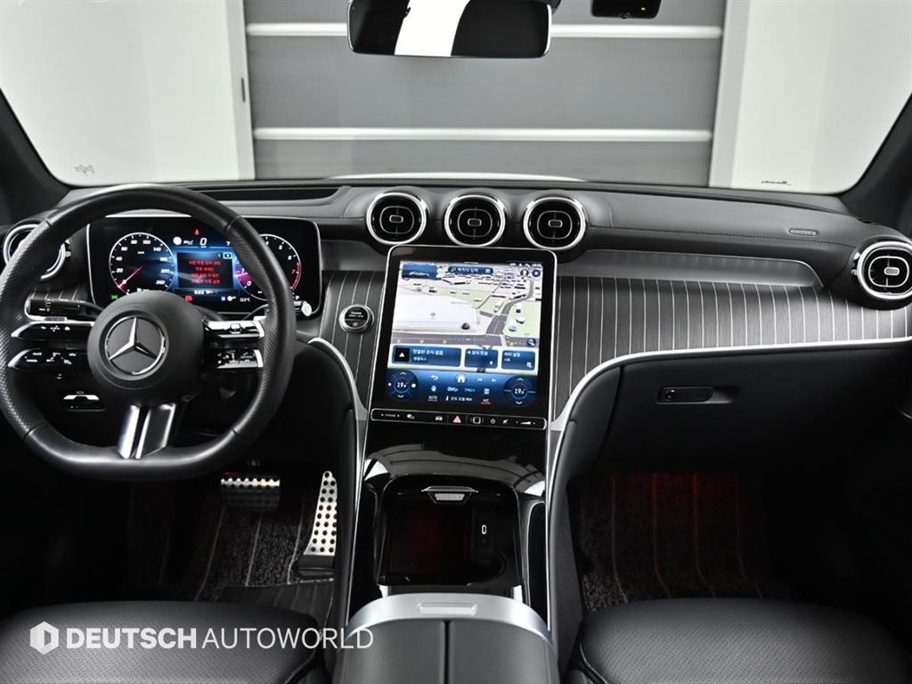 Mercedes Benz GLC Class - Vista 7