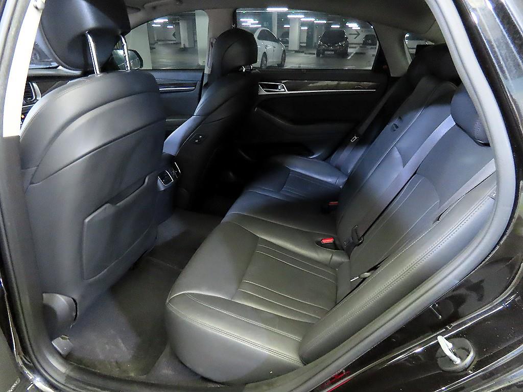 Genesis G80 - Vista 7