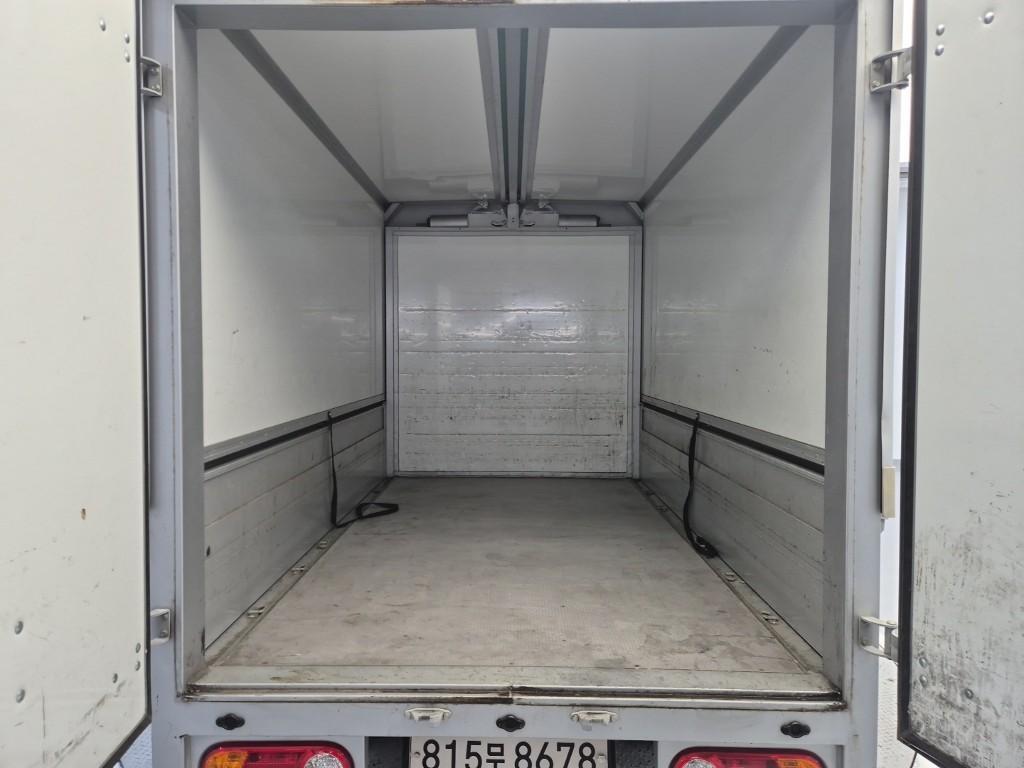 Small Truck Top_Wingbody 2023 Blanco - Importación desde Corea - HF Imports Iquique - Foto 16