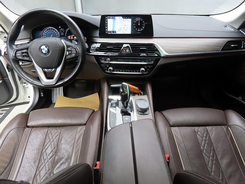 BMW 5 Series - Vista 7