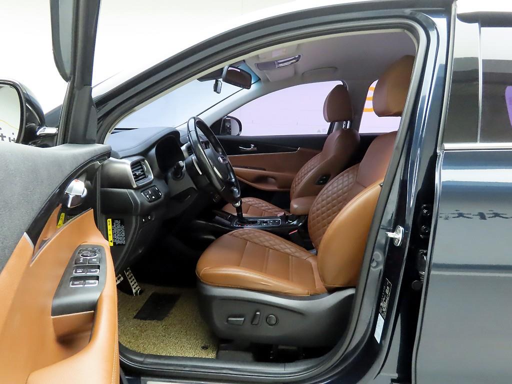 KIA Sorento - Vista 12