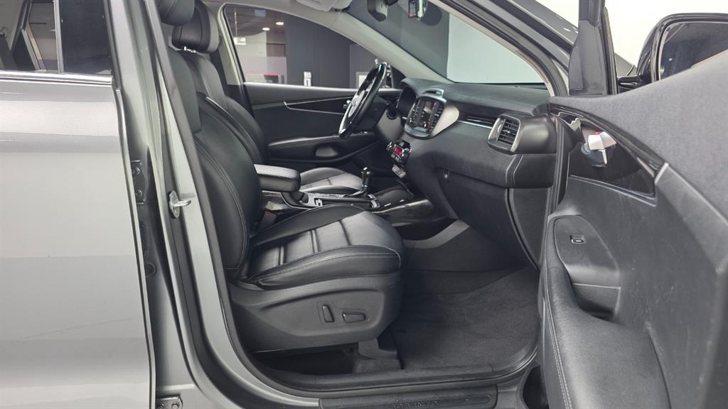 KIA Sorento - Vista 11