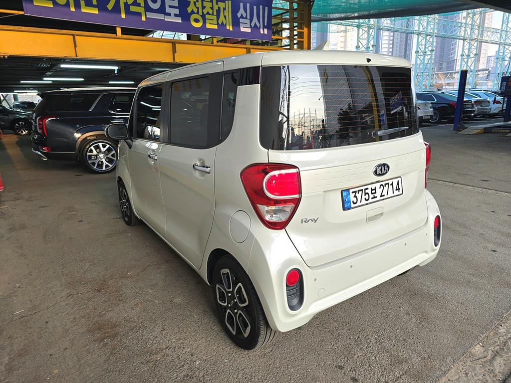 KIA Ray - Vista 7
