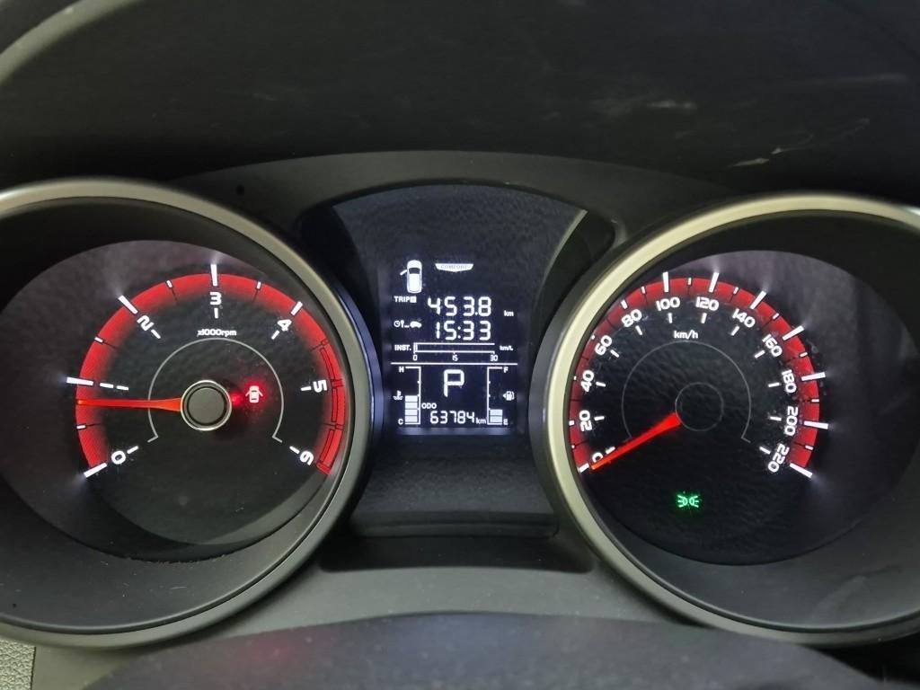 Ssangyong Tivoli - Vista 6