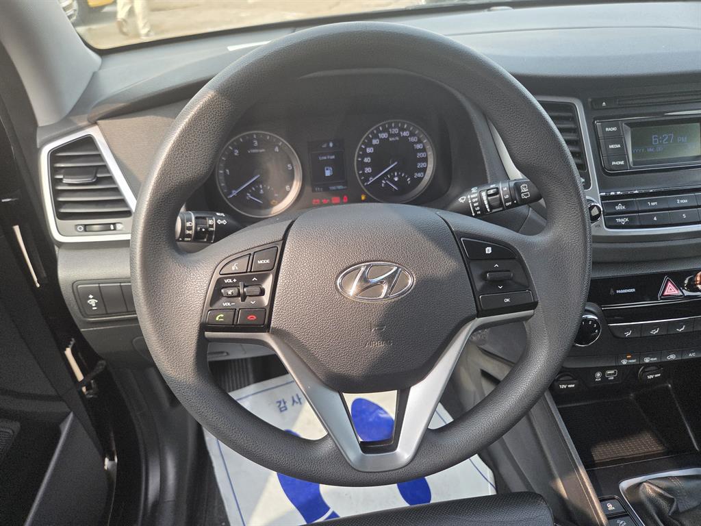 HYUNDAI Tucson - Vista 7