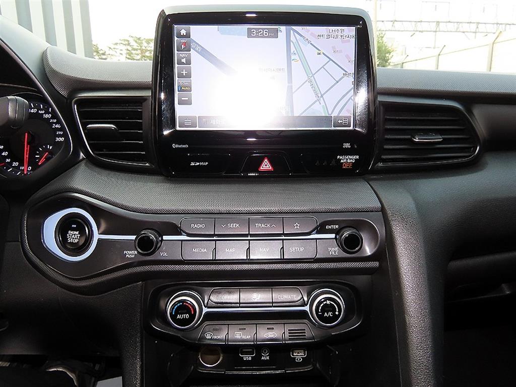 HYUNDAI Veloster 2019 skyblue - Importación desde Corea - HF Imports Iquique - Foto 13