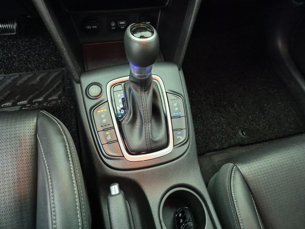 HYUNDAI Kona - Vista 8