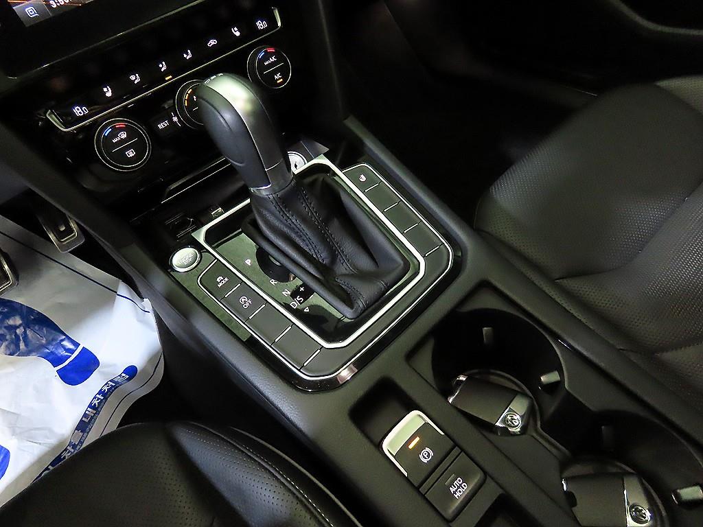 Volkswagen Arteon - Vista 12