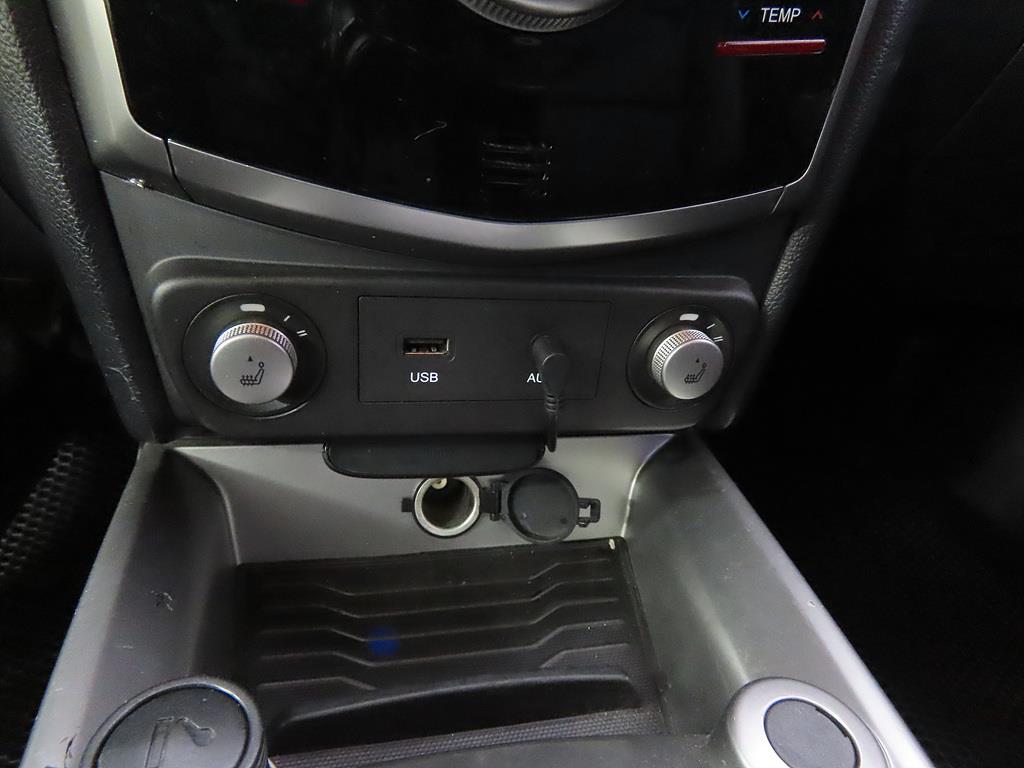 Ssangyong Tivoli 2015 Blanco - Importación desde Corea - HF Imports Iquique - Foto 15