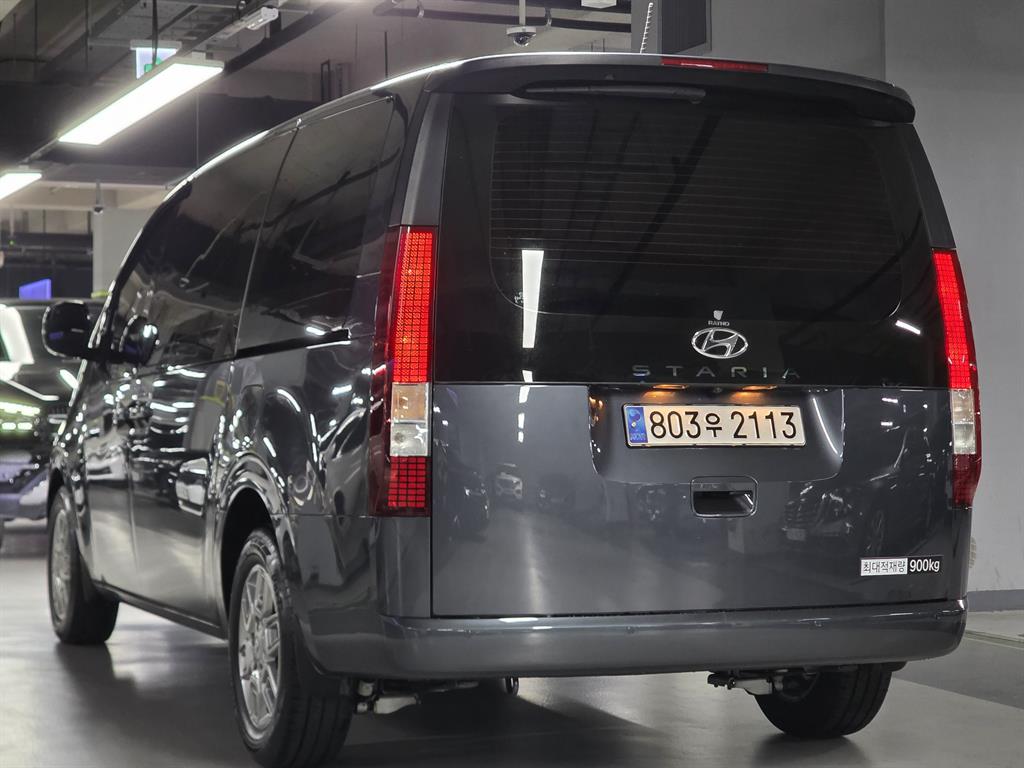 HYUNDAI Staria - Vista 4