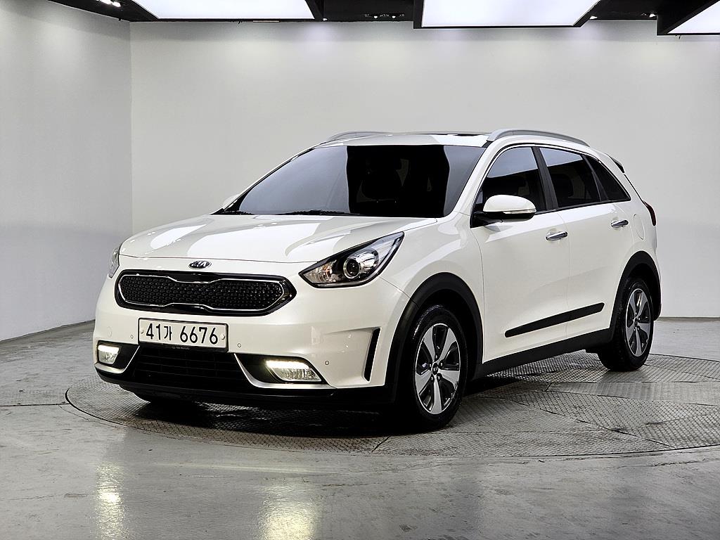 KIA Niro 2017 Blanco - Importación desde Corea - HF Imports Iquique - Foto 1