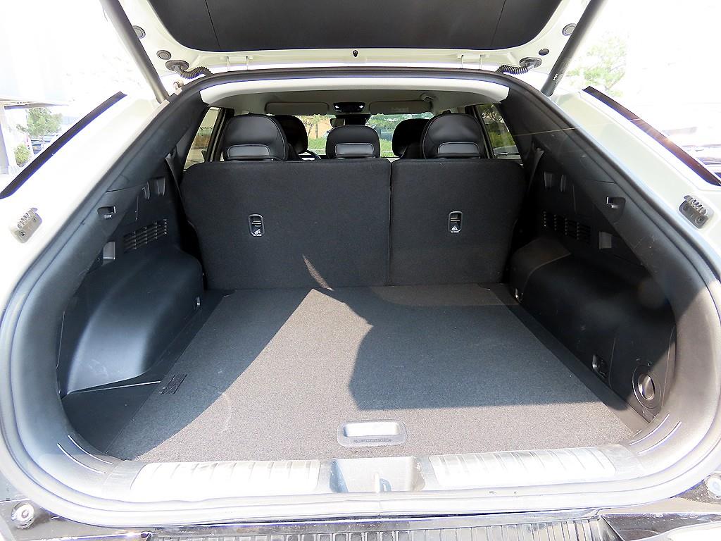 KIA EV6 2022 the color of pearl - Importación desde Corea - HF Imports Iquique - Foto 16