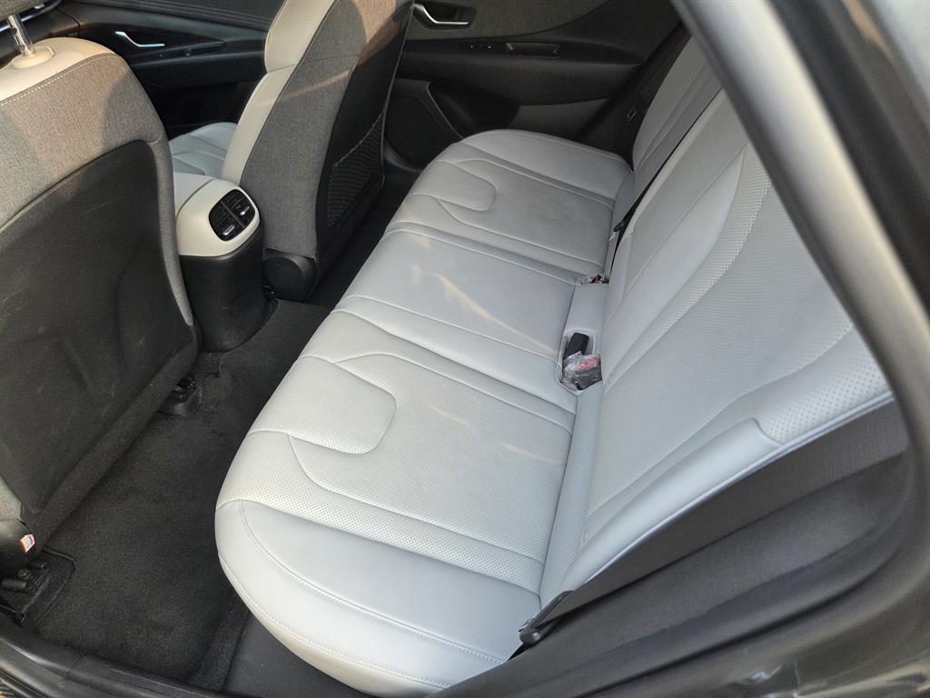 HYUNDAI Avante - Vista 8