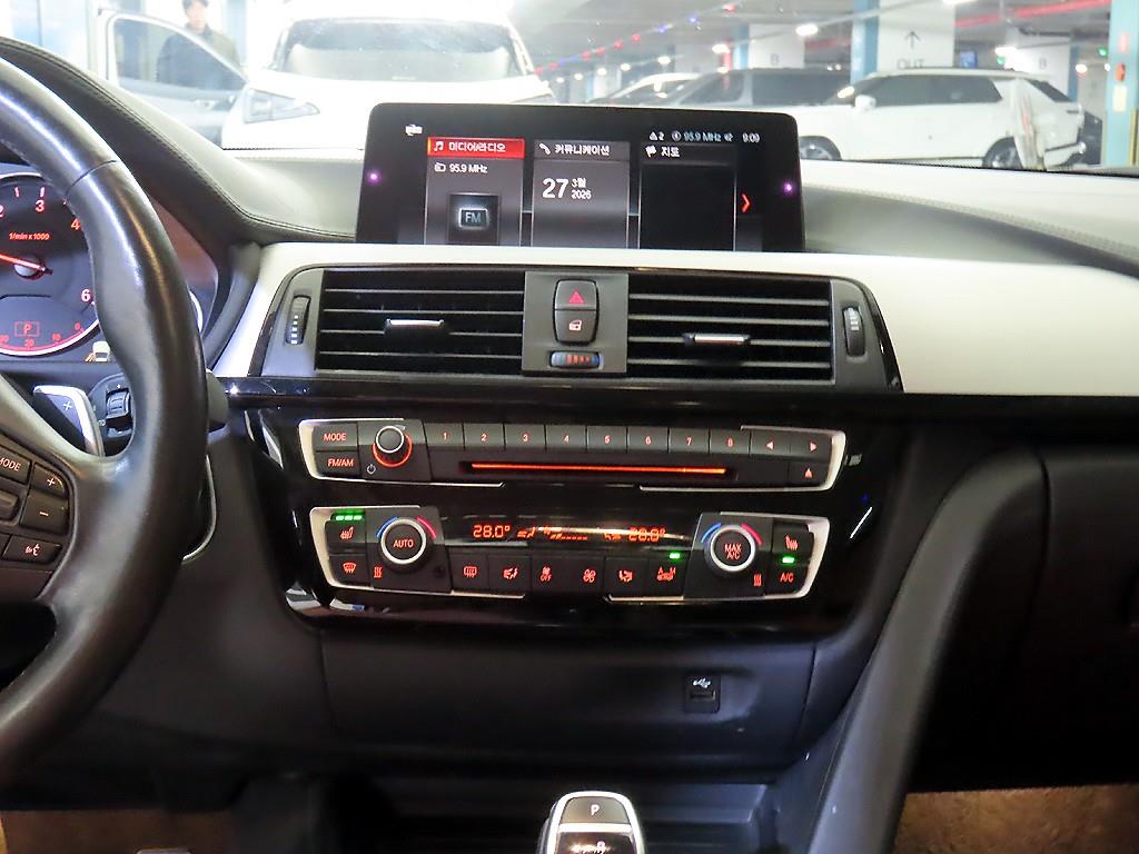 BMW 4 Series - Vista 10