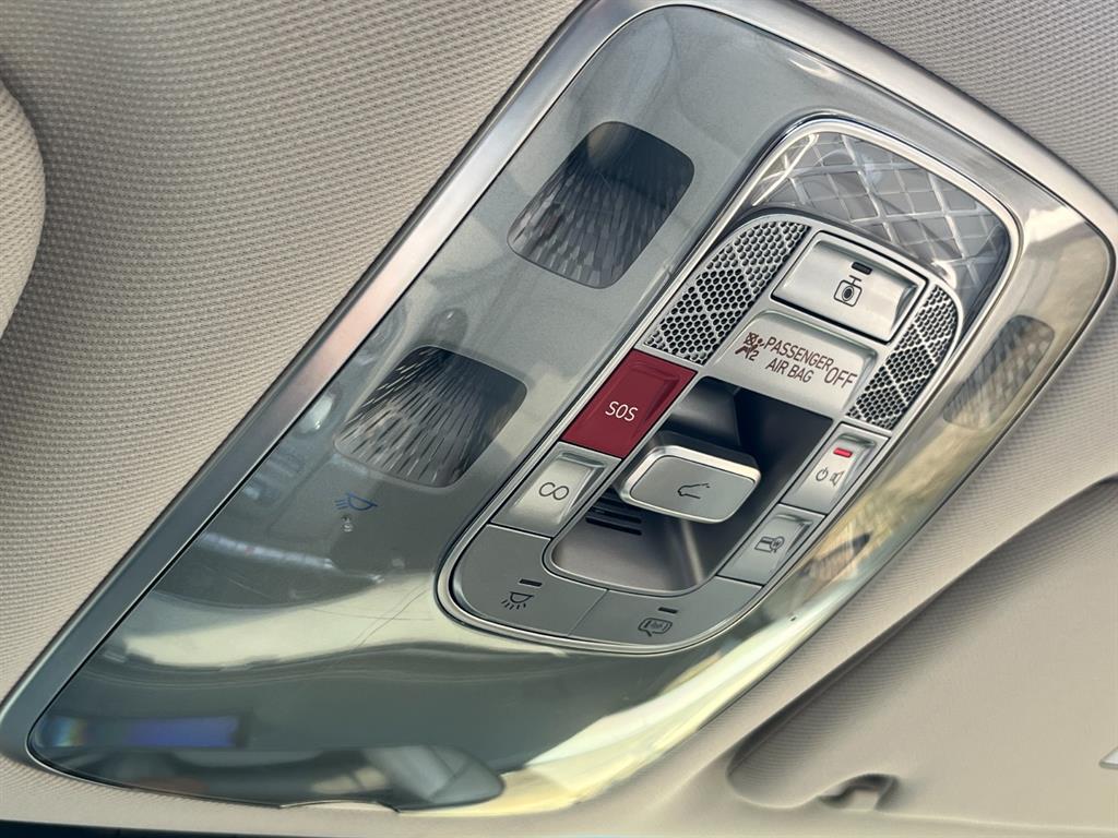 Genesis GV70 2023 Blanco - Importación desde Corea - HF Imports Iquique - Foto 15