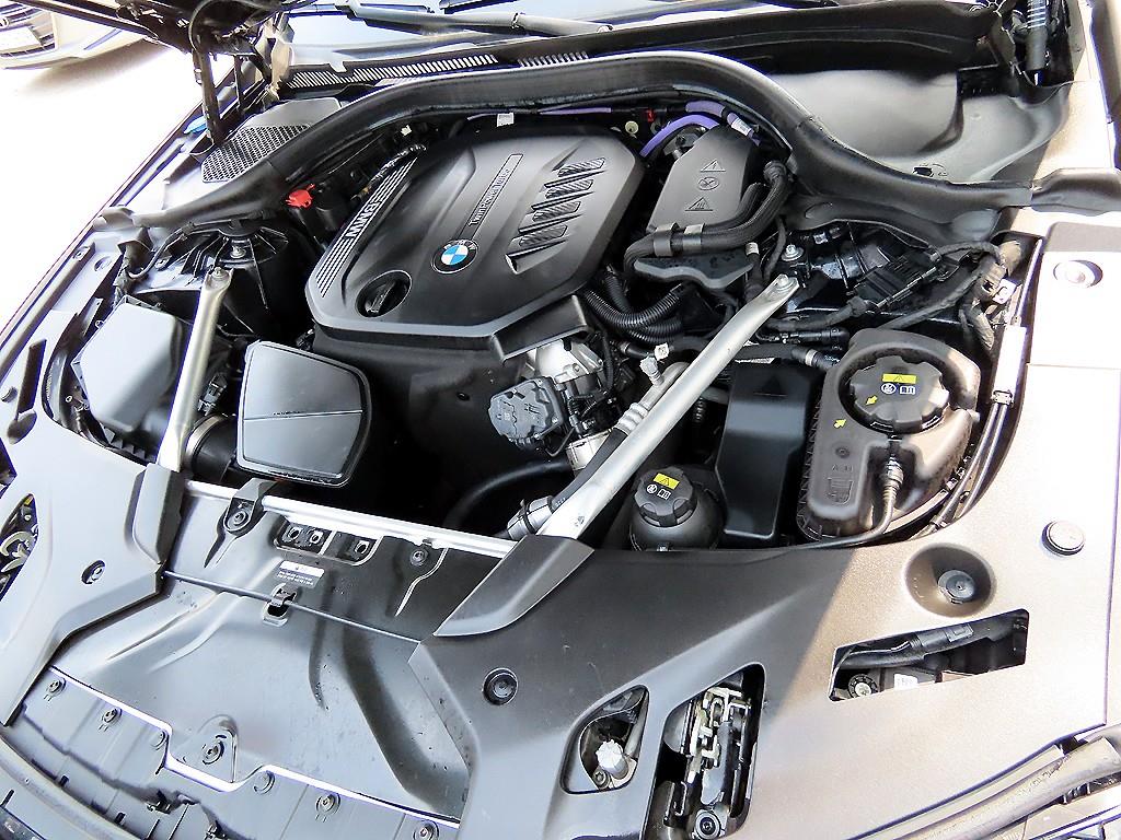 BMW 5 Series 2021 Negro - Importación desde Corea - HF Imports Iquique - Foto 19