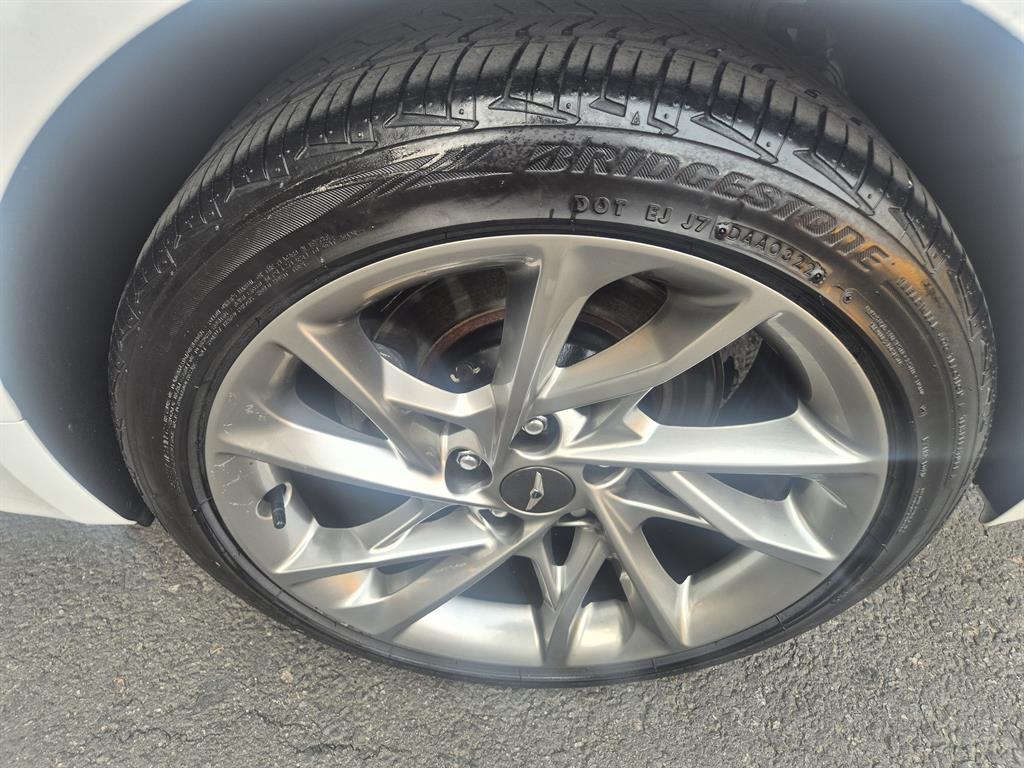 Genesis G70 2023 Blanco - Importación desde Corea - HF Imports Iquique - Foto 15