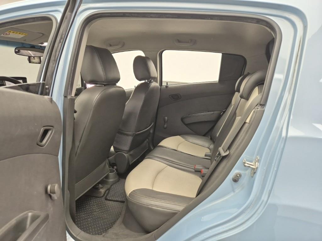 Chevrolet Spark - Vista 12