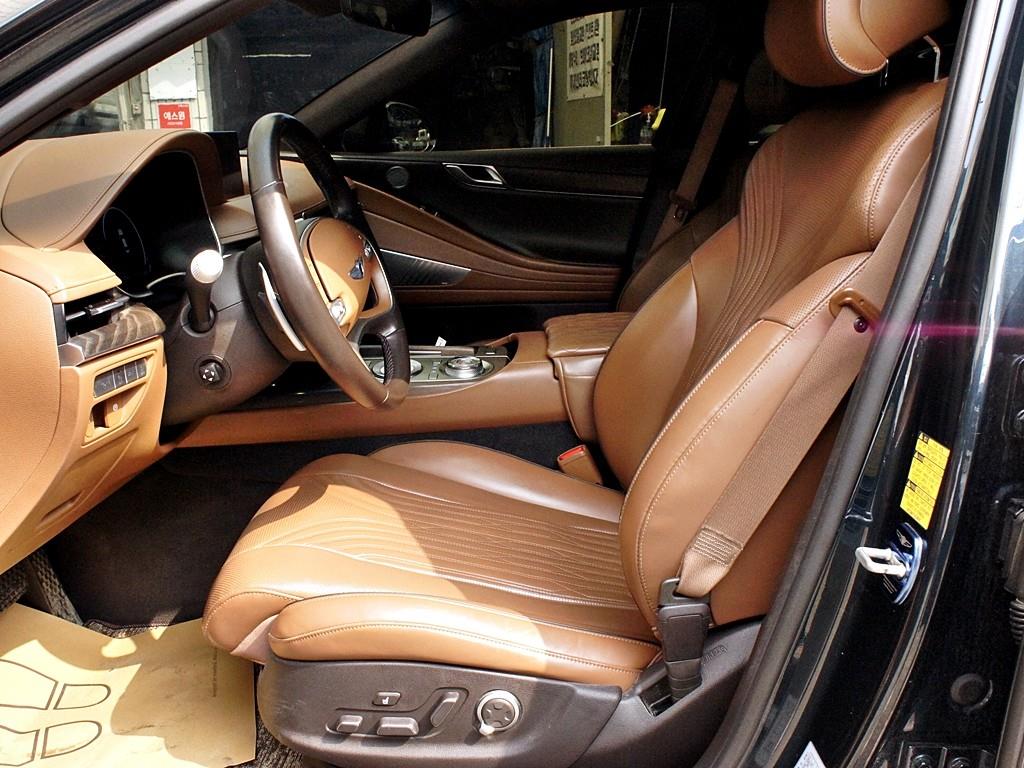 Genesis G80 - Vista 9