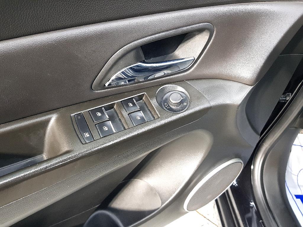 Chevrolet Cruise - Vista 12