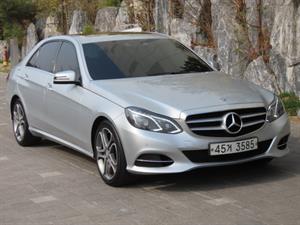 Mercedes Benz E class - Vista 4