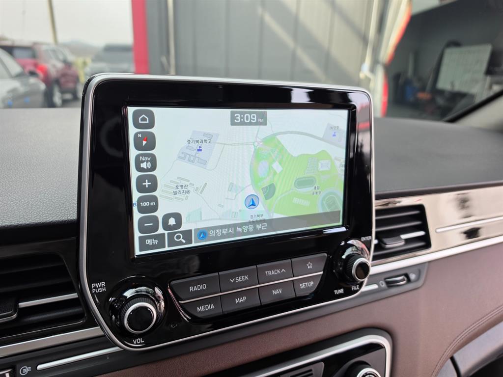 HYUNDAI Starex - Vista 8