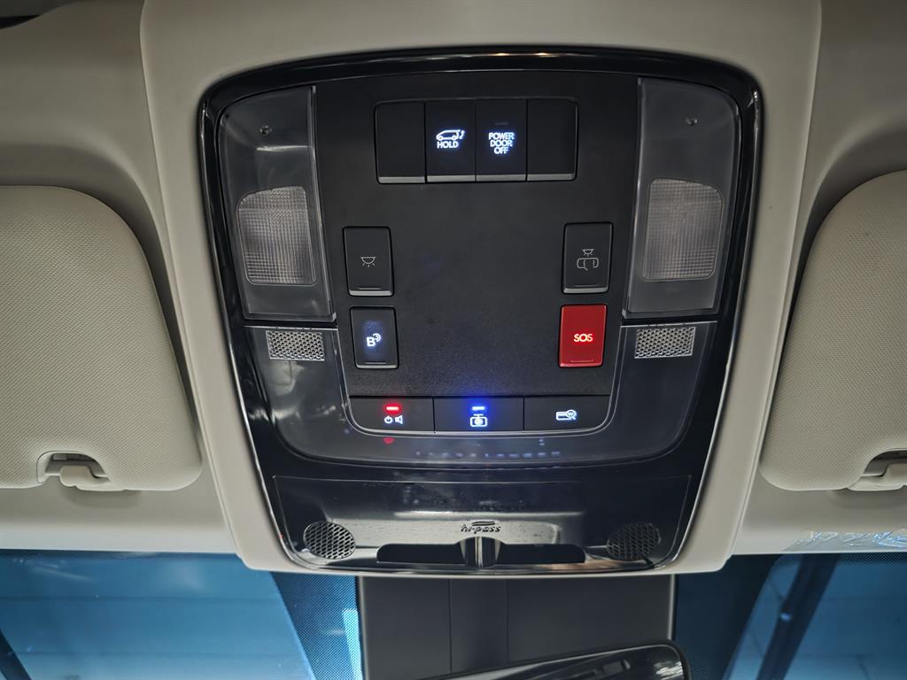 HYUNDAI Staria 2024 Gris - Importación desde Corea - HF Imports Iquique - Foto 17