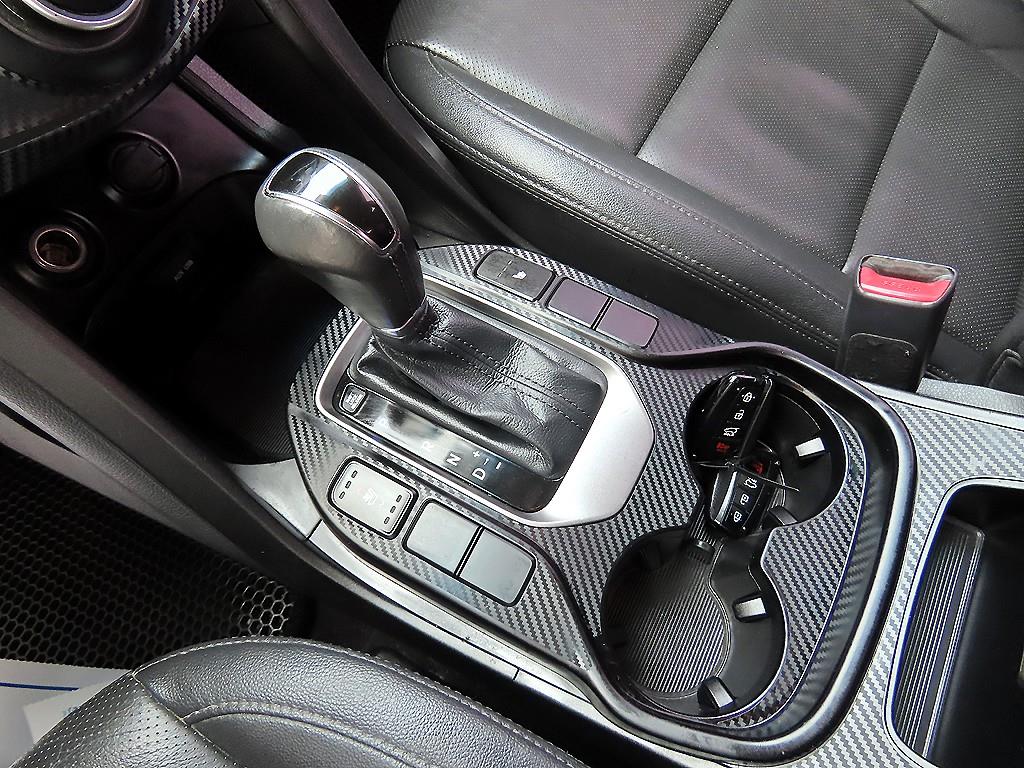 HYUNDAI Santa Fe - Vista 10