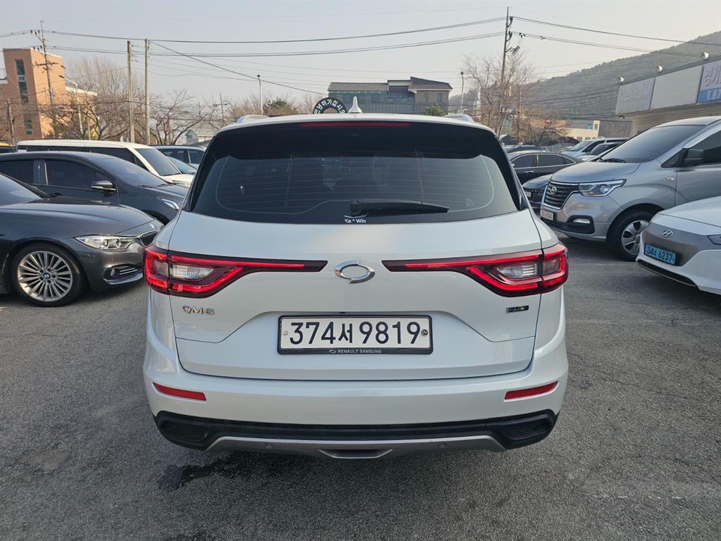 SAMSUNG QM6 - Vista 4