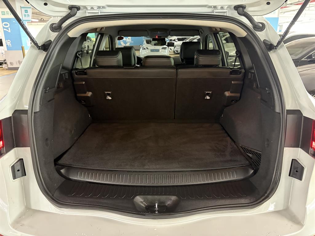 SAMSUNG QM6 - Vista 8