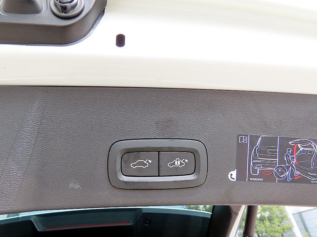 Volvo XC40 2019 Blanco - Importación desde Corea - HF Imports Iquique - Foto 17