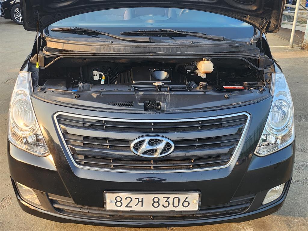 HYUNDAI Starex 2017 Negro - Importación desde Corea - HF Imports Iquique - Foto 16