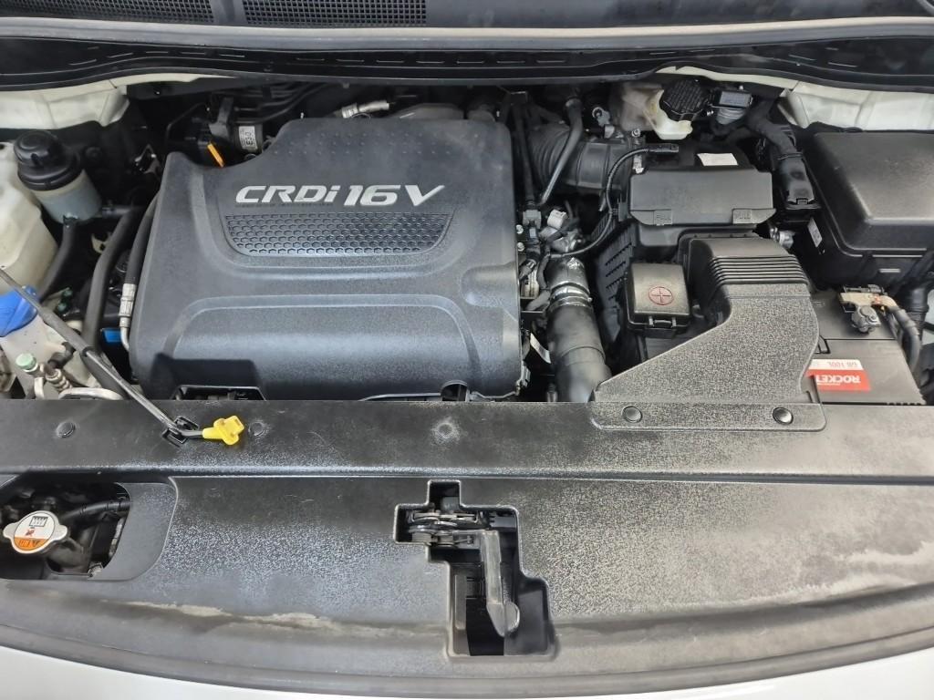 KIA Carnival - Vista 5