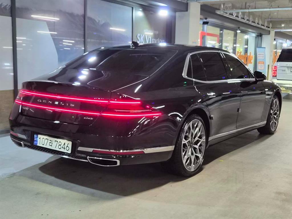 Genesis G90 - Vista 4