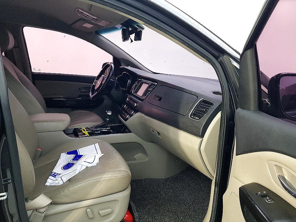 KIA Carnival 2019 Negro - Importación desde Corea - HF Imports Iquique - Foto 13