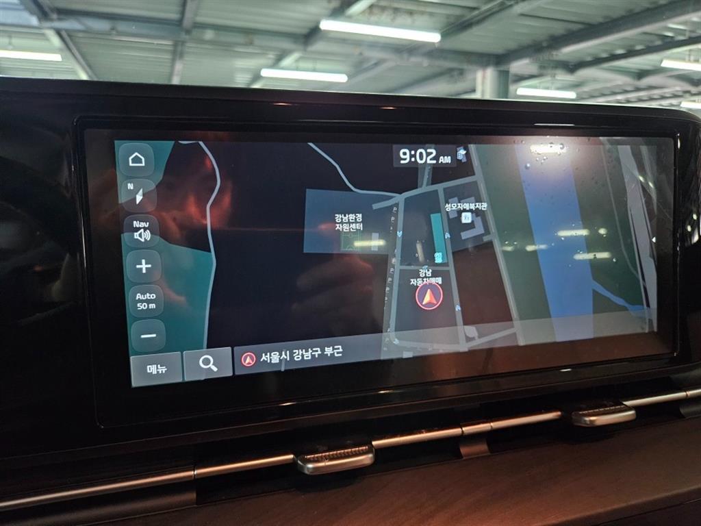 KIA Carnival - Vista 8