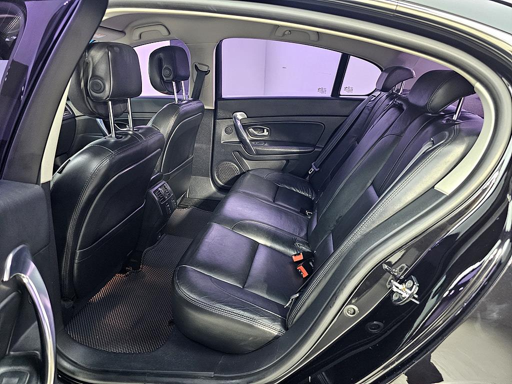 SAMSUNG SM5 - Vista 9